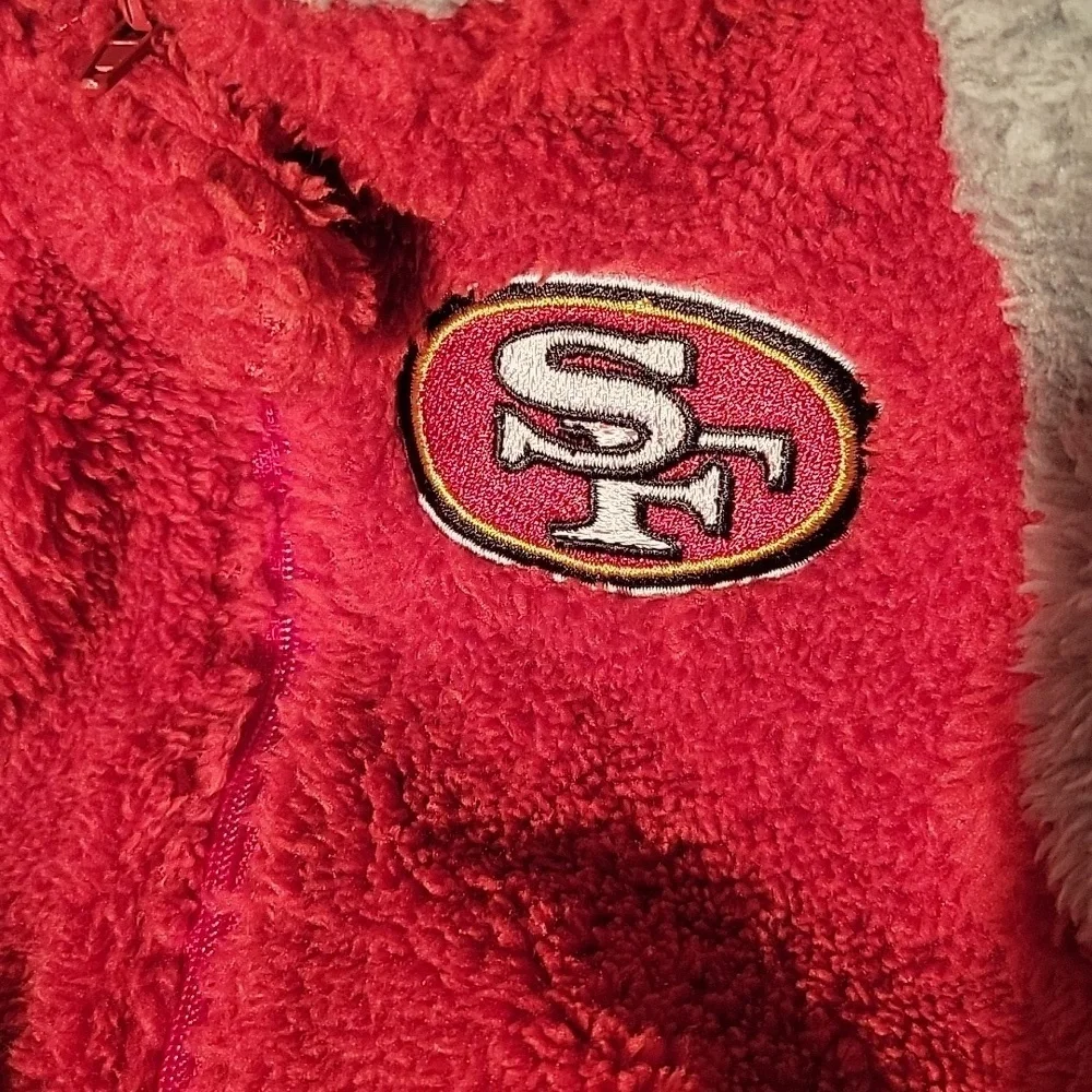 NFL team apparel